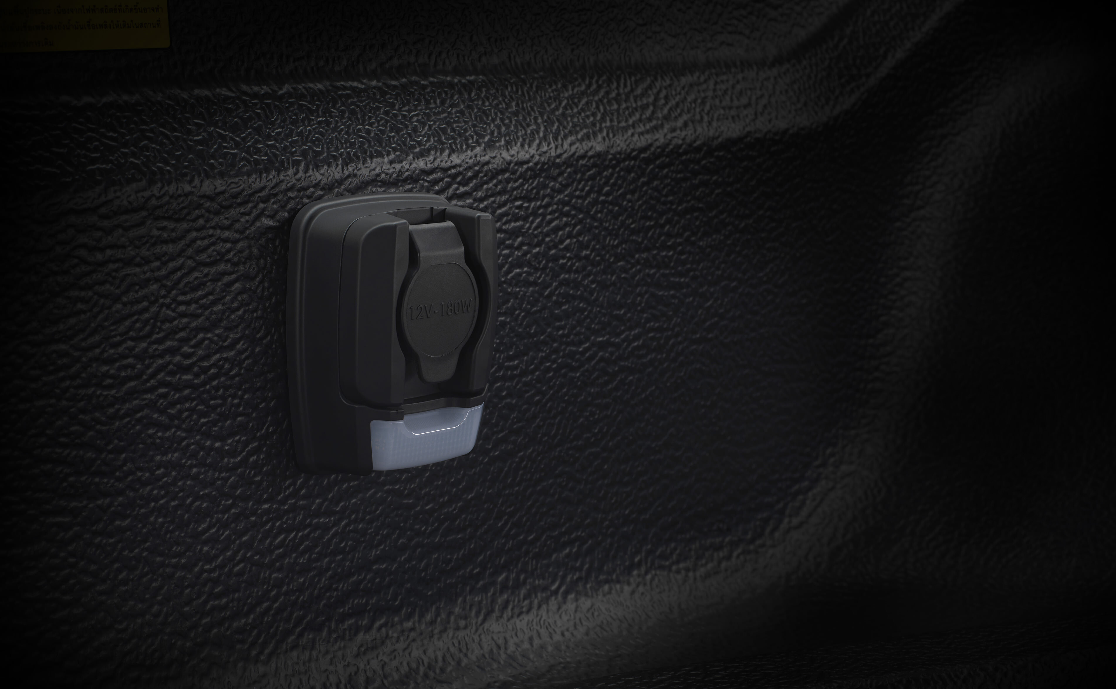 Isuzu D-MAX Príslušenstvo Funkcia Zásuvka nákladného priestoru